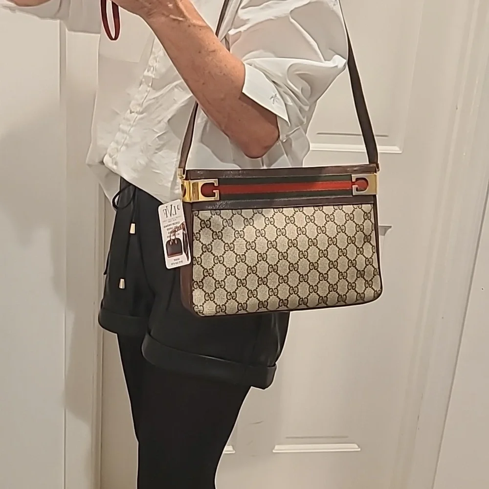 GUCCI VINTAGE 1970'S WEB SHERRY LINE COATED CANVAS/LEATHER SHOULDER BAG- RARE - Picture 4 of 17